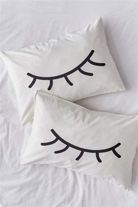 Winky Pillowcase Set Urban Outfitters