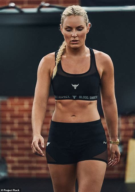 Lindsay Vonn Puts Her Chiseled Abs Front And Center As Under Armour