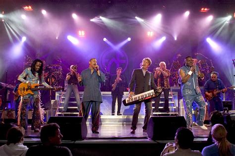 Chicago Earth Wind And Fire