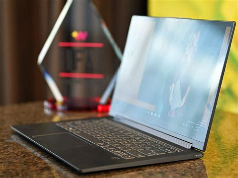 The Best Lenovo Laptop Of 2020 The Yoga C940 Is Now 400