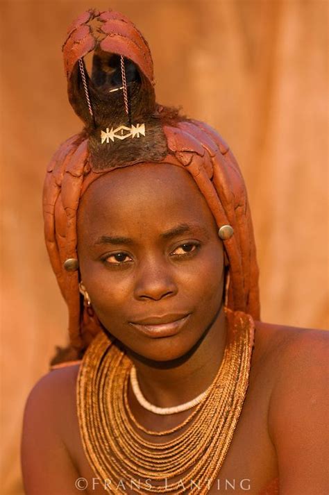 Pin By Hd On Emberek African People Beautiful African Women Himba People