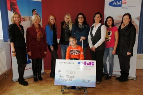 Ulrike bugram, katharina dirisamer, bianca guschl, christina janetschko, michaela kralka, kathrin lang, manuela leonhartsberger, ingrid müller, isolde müller, barbara nowotny, elisabeth nowotny. Daniela Gaisbauer - Bilder, News, Infos aus dem Web
