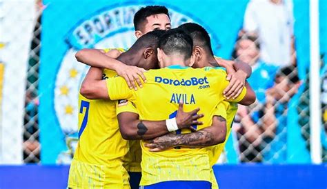 Sporting Cristal rompió el maleficio y ganó con camiseta alterna por