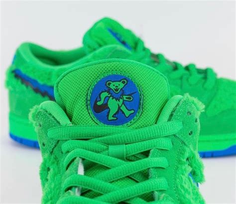 Take A Closer Look At The Grateful Dead X Nike Sb Dunk Low Green Bear