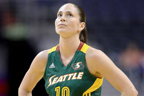 Bird was drafted by the storm first overall in the 2002 wnba draft and is considered to be one of the. Sue Bird's historic game puts Storm atop WNBA and her atop ...
