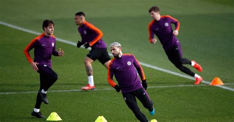 Guys, this rating is only comparing city players. Four key Man City players miss Champions League training ...