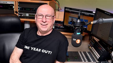 Ken Bruce And The Creators Of Bbc Radio 2s Popmaster Theres No Such
