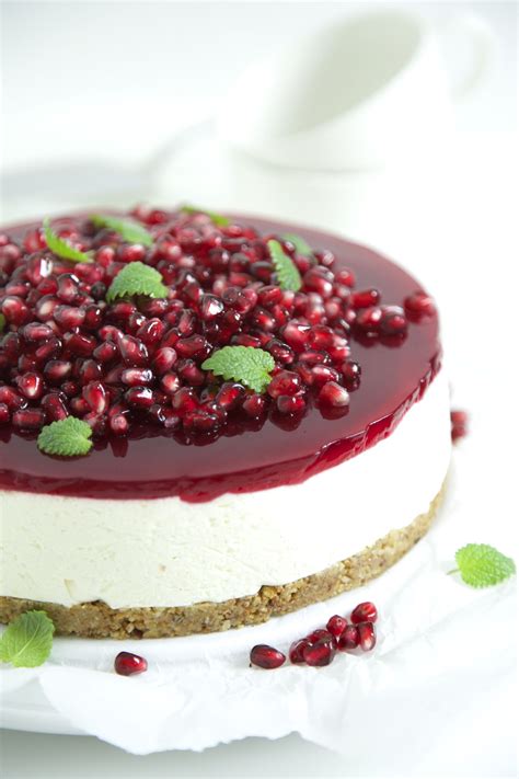 Lemon Cheesecake With Pomegranate And Lemon Balm Low Carb Low Gi And