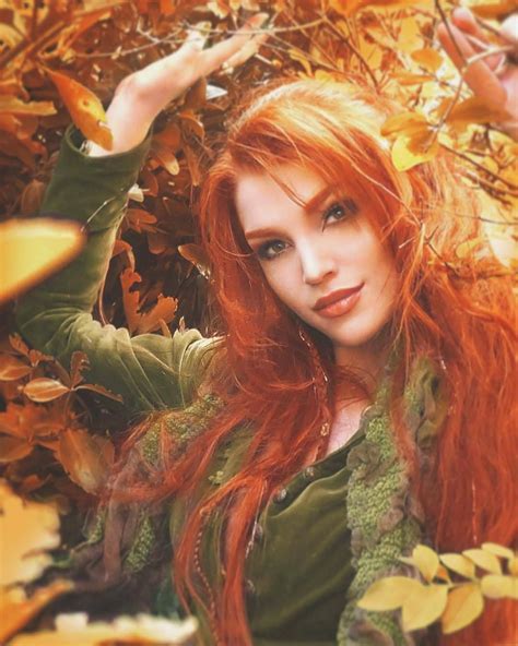 🌿 Witchy Autumns 🌙 Red Hair Elf Beautiful Red Hair Red Haired Beauty