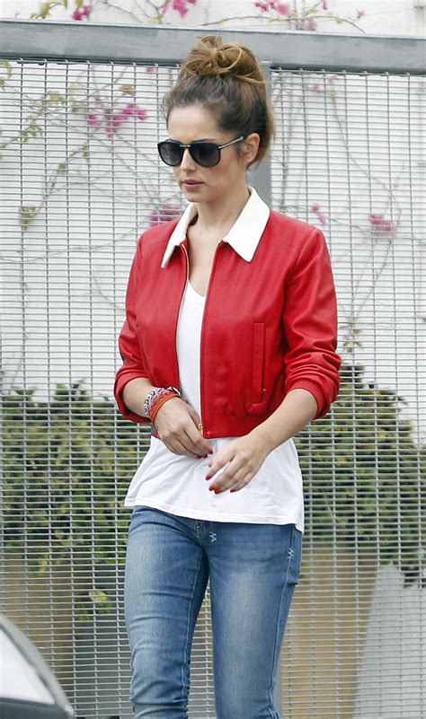 Activiteiten in de omgeving van african moon adventures. CHERYL COLE in Jeans Out in Cape Town - HawtCelebs