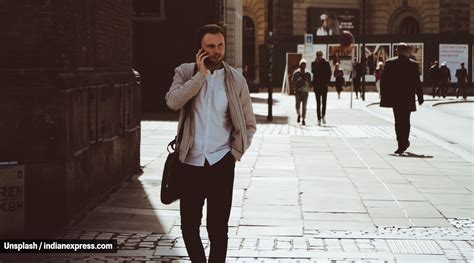 Why Walking And Talking On Phone With One Arm Swinging Is An Unhealthy Practice Best Health Tale