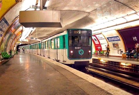 Prolongement De La Ligne 11 Du Métro à Paris La Station Jourdain