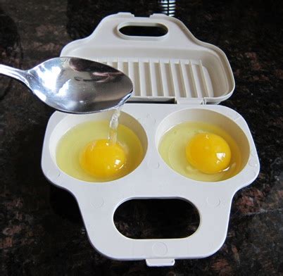 How can i poach eggs? How To Cook Eggs In A Microwave Egg Poacher - Melanie Cooks
