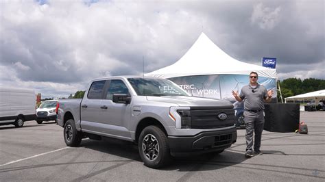 Ford Expert Takes Quick Spin In 2022 F 150 Lightning Pro Surprised By