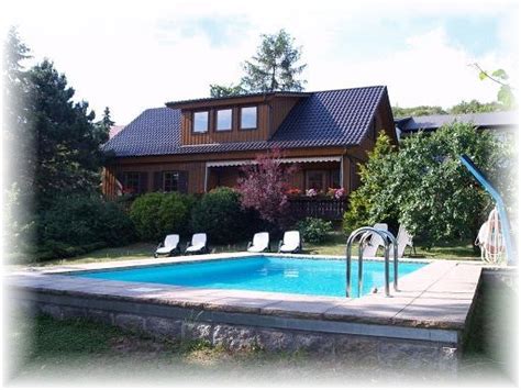 Das haus befindet sich in einer sehr ruhigen und bevorzugten wohngegend von wernigerode. Harz Ferienhaus Wernigerode VI Ferienwohnung 1 mit Pool