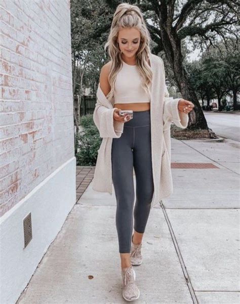 What To Wear With Grey Leggings