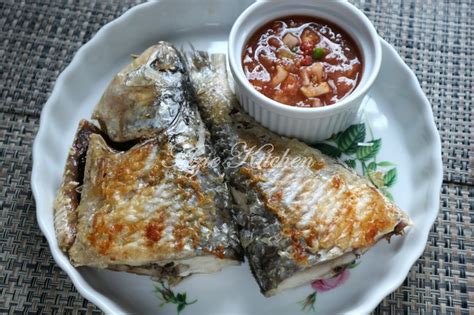 Resepi ikan masak kicap (cara sama macam ayam masak kicap juga). Resepi Ikan Terubuk Masin Goreng Bawang ~ Resep Masakan Khas