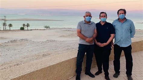 נהג משאית דרס למוות משתתף במצעד גאווה בפלורידה. שר התיירות, אסף זמיר, ביקר במועצה האזורית תמר ים המלח | IAS