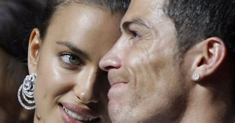 Apnewsbreak Ronaldo Breaks Up With Girlfriend Irina Shayk
