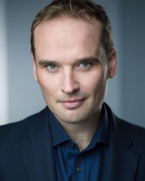 Become a fan remove fan. Ben Whitehead, English | Voices Pro