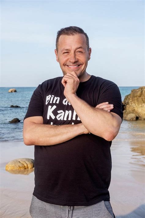 Apr 20, 2021 · willi herren war ein deutscher sänger. Frank Fussbroich teilt an Willi Herrens Beerdigung aus - Blick