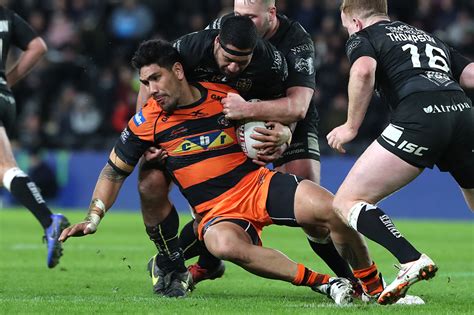 It is a rugby group that is played crosswise over 4 separate counties. Rugby League 2019, Betfred Super League, Betfred Championship - Ash Allen Photography