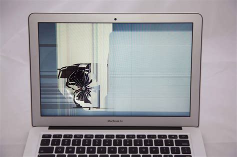 Macbook Repairs Lcd Panel And Glass Screen Replacement Liquid