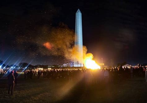 No You Cannot Have A Giant Bonfire On The Mall To Mourn Trumps