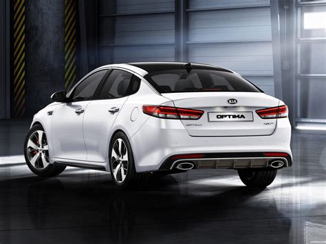 Introducing the more dashing and the optima gt comes with exterior styling cues that distinguish it from its stable mates. Fotos de Kia Optima GT 2016 | Foto 7