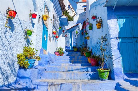 He was succeeded in 1961 by his son, hassan ii, who ruled for 38 years and played a prominent role in the. Chefchaouen - die blaue Stadt in Marokko | Urlaubsguru