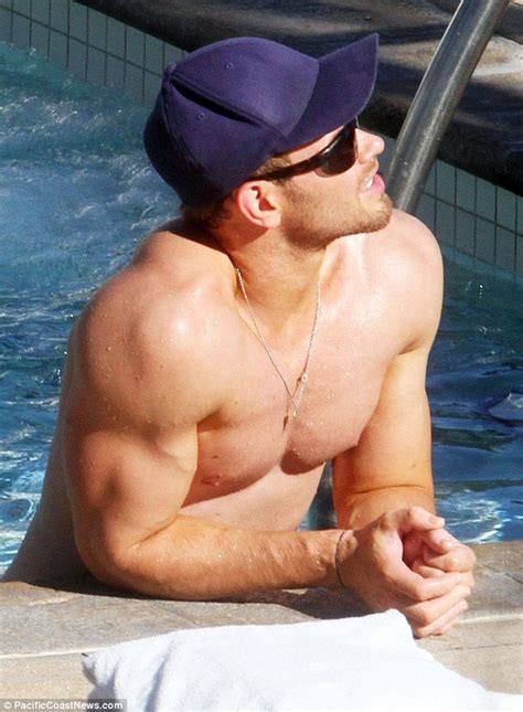 Kellan Lutz Shows Off His Impeccable Physique As He Relaxes Poolside Daily Mail Online