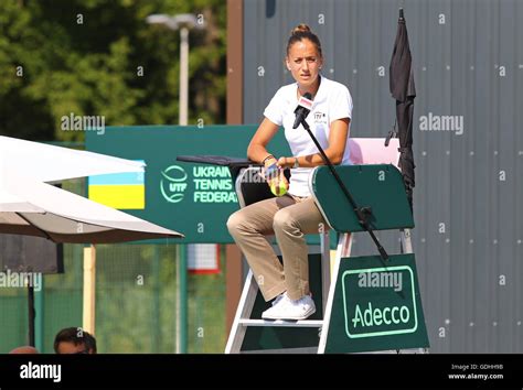 Chair Umpire Tennis Woman Hi Res Stock Photography And Images Alamy