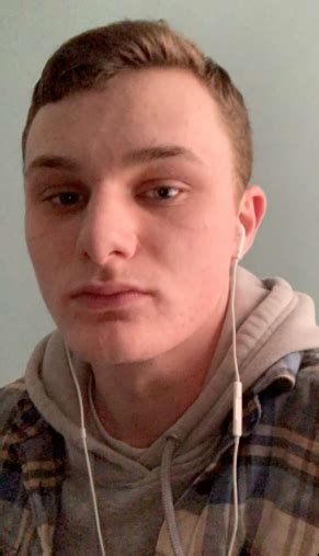 Male 18 New To This But Trying To Look For A New Style Tired Of This Dead Haircut Thanks