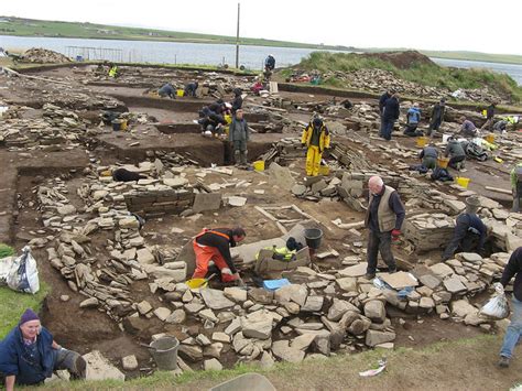 Archaeologists Uncover Massive Stone Age Complex In Scotland Smart