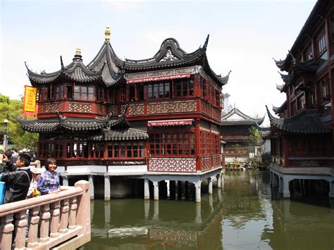 Asisbiz S01 Yu Garden Yu Yang Garden Tour Nine Zigzag Bridge And Mid