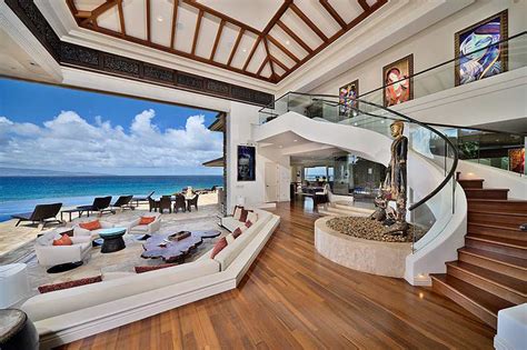 Inside Luxury Beach Homes