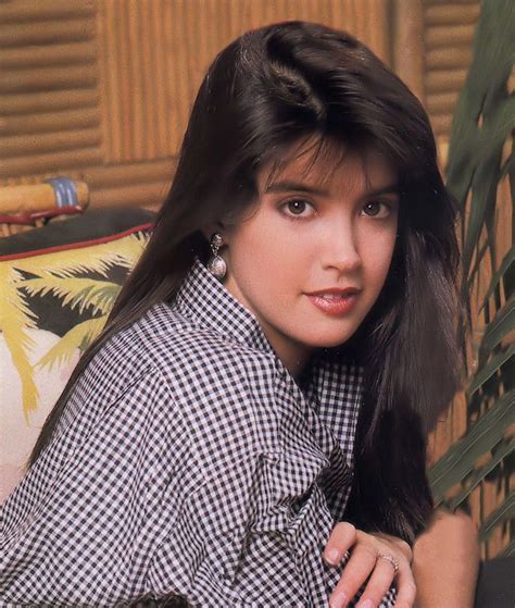 Pin By Toni On Phoebe Cates Phoebe Cates Celebs Brunette Actresses