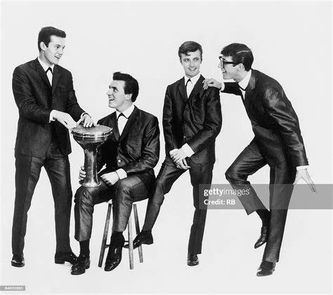 Photo Of Hank Marvin And Shadows And Tony Meehan And Bruce Welch And News Photo Getty Images
