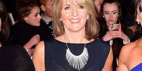 Pride Of Britain Awards Loose Women Anchor Kaye Adams Laughs Off Wardrobe Malfunction On