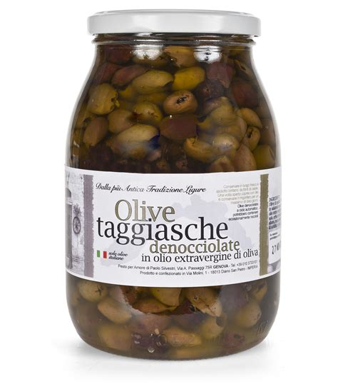 La pasta alla cenere è una ricetta realizzata con gorgonzola e olive, per chi il branzino alla ligure è un saporito filetto di pesce accompagnato con pinoli tostati e olive taggiasche, un secondo piatto. Olive taggiasche denocciolate in vaso da 960 gr | Pexto