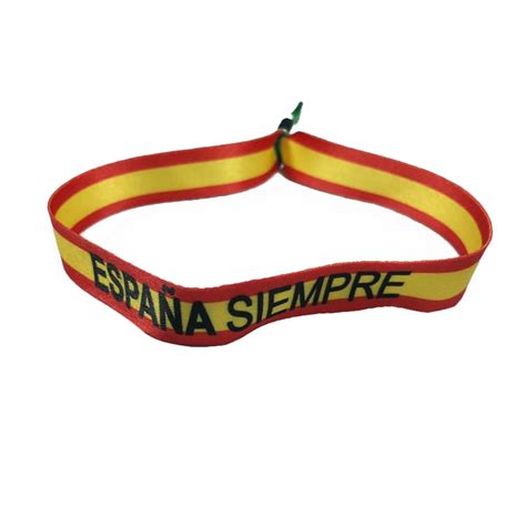 She ran as the vox candidate in the 2021 madrilenian regional election. ESPAÑA SIEMPRE - PULSERA POLITICA VOX - Merchandising Vox