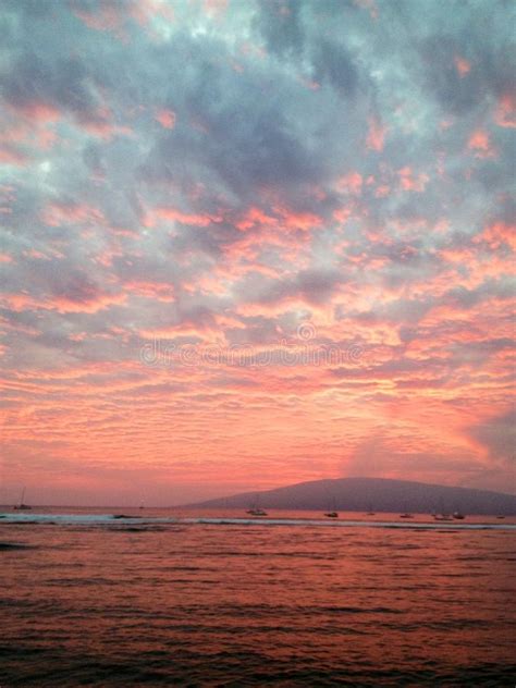 Pink Sunset Of Hawaii Stock Photo Image Of Hawaiian 10035558