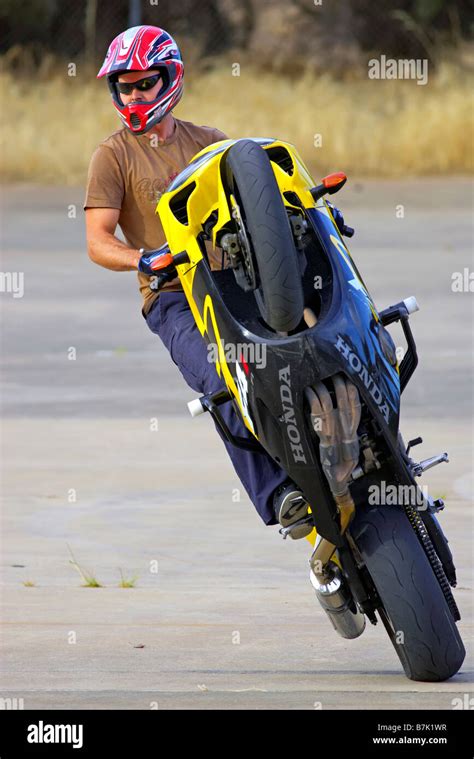 Stunt Rider Mono Caballito Moto Acción Vertical Ciclo Trucos Trucos