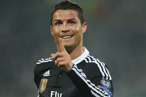 Cristiano Ronaldos Hat Trick Gives Him Personal Best 61 Goals This