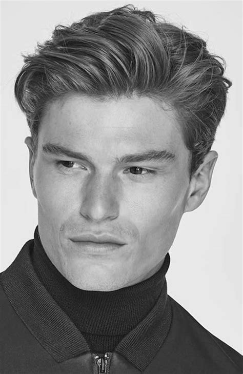 These recommended male curtain haircuts will inspire you to go for a new chop. 32 cortes de cabelo masculino com topete - El Hombre