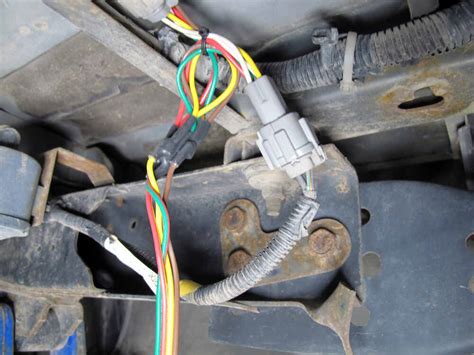 Most trailers are wired to use a single red light for both the brake and turn signals (1 bulb per side). Curt T-Connector Vehicle Wiring Harness with 4-Pole Flat Trailer Connector Curt Custom Fit ...