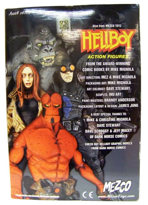 Hellboy Mike Mignolas Comics Mezco 18 Inch Hellboy