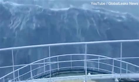 Video Shows Dramatic Moment Huge Ship Is Hit By 100ft Wave In North Sea