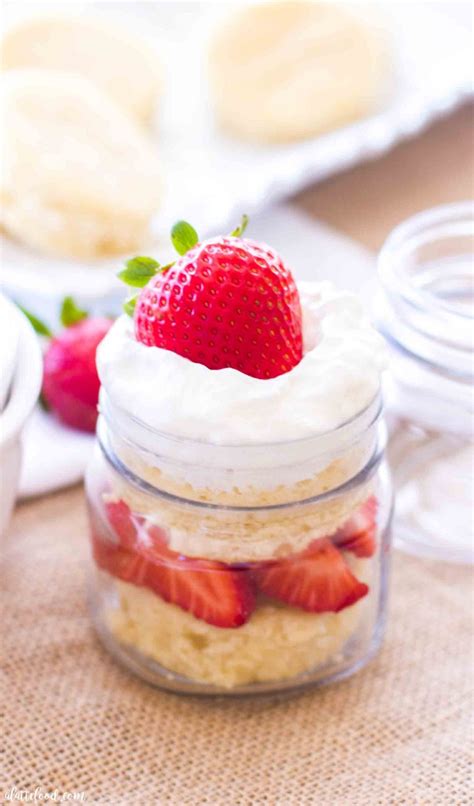Mason Jar Strawberry Shortcake Parfaits A Latte Food