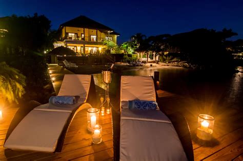 Book A Beach Villa In Montego Bay 4 Br Today Top Jamaica Villa Rental